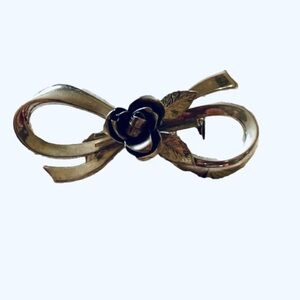 Classic CORO RIBBON BOW BROOCH